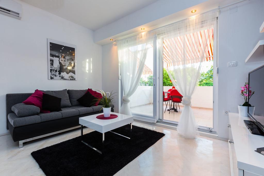 Apartments Elizabeth Biograd Na Moru Δωμάτιο φωτογραφία