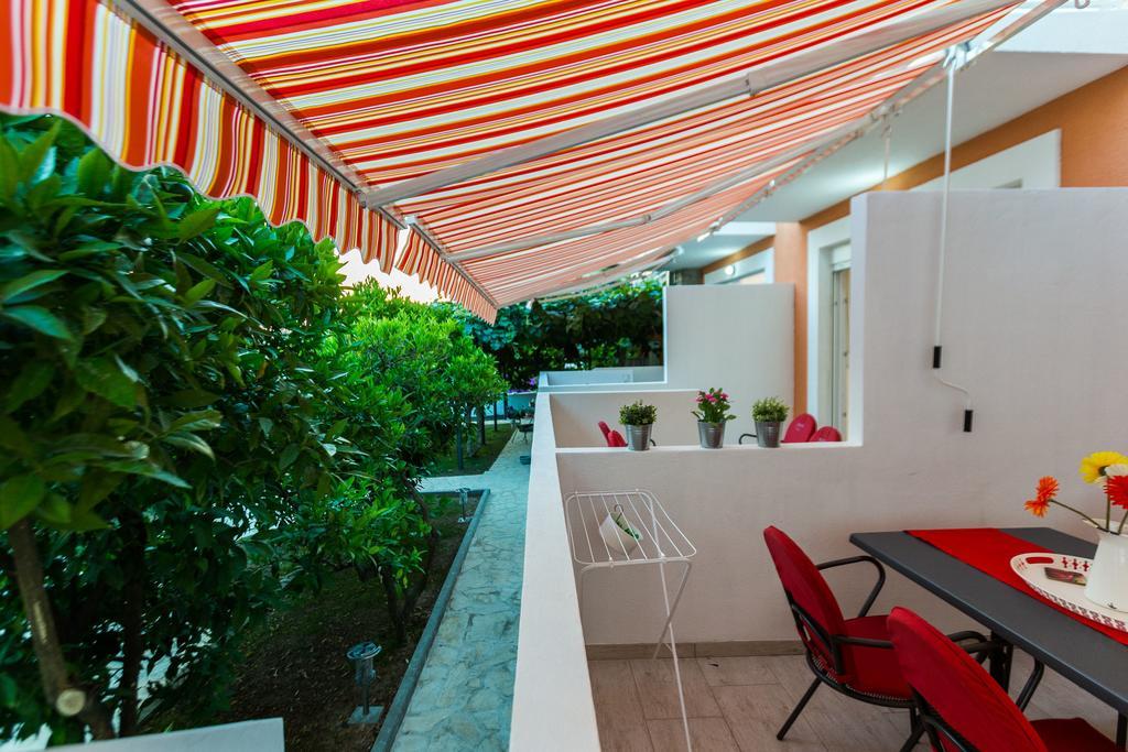 Apartments Elizabeth Biograd Na Moru Εξωτερικό φωτογραφία